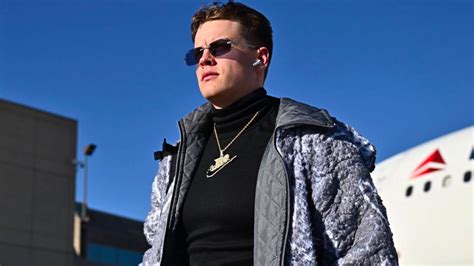 joe burrow shades.